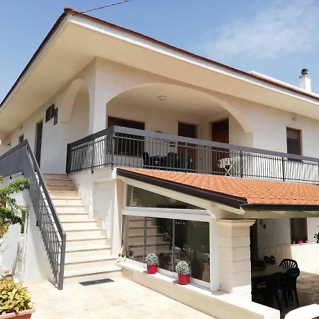 Casa Dori Holiday home Cisternino